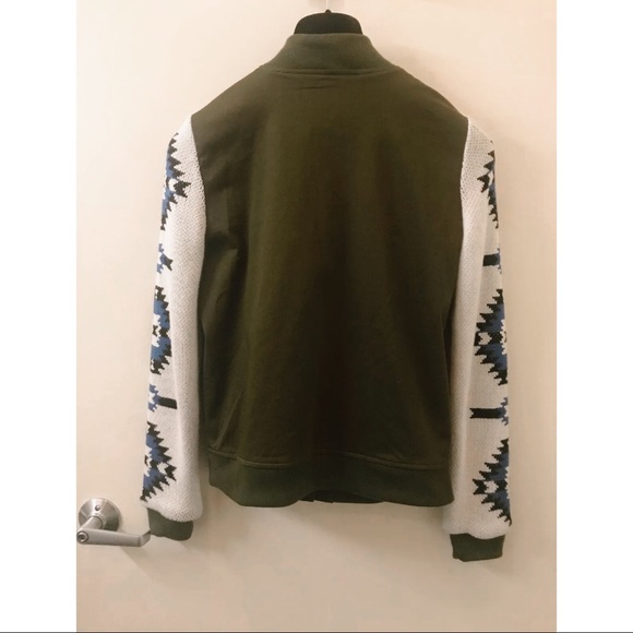 Women’s EVETTE & K Button Down Jacket - Picture 2 of 7